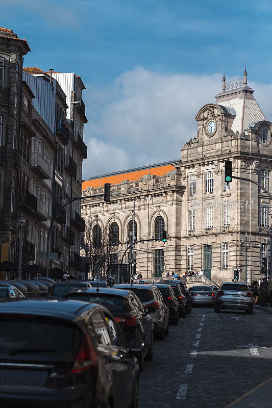 葡萄牙波尔图中心的Sao Bento火车站。